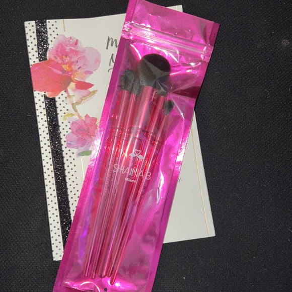 Shaina B Miami Pink Makeup Brush Set💗💞 - Picture 2 of 5